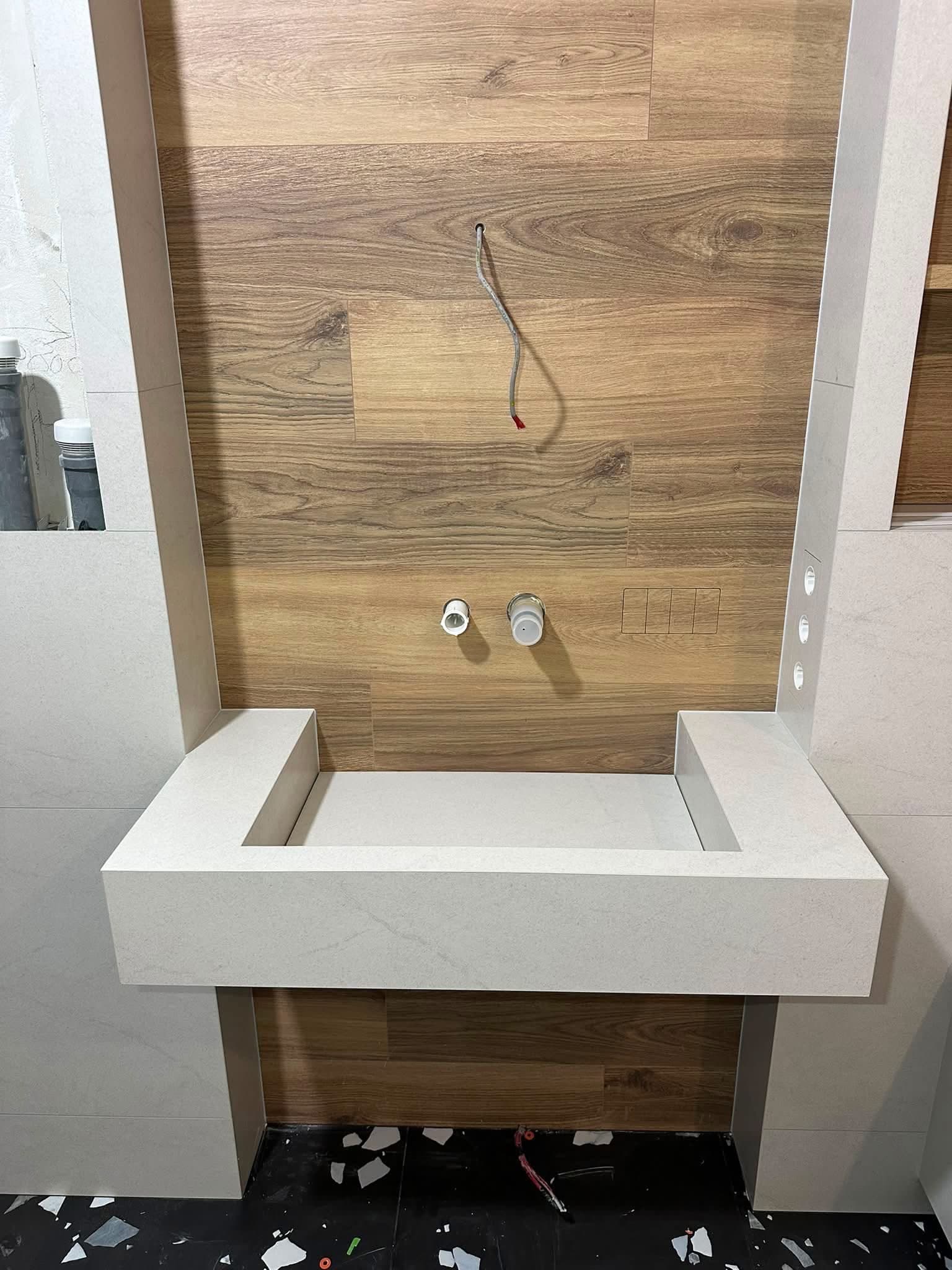 Calacatta Quartz Shower Niche Shelf & Herringbone Back